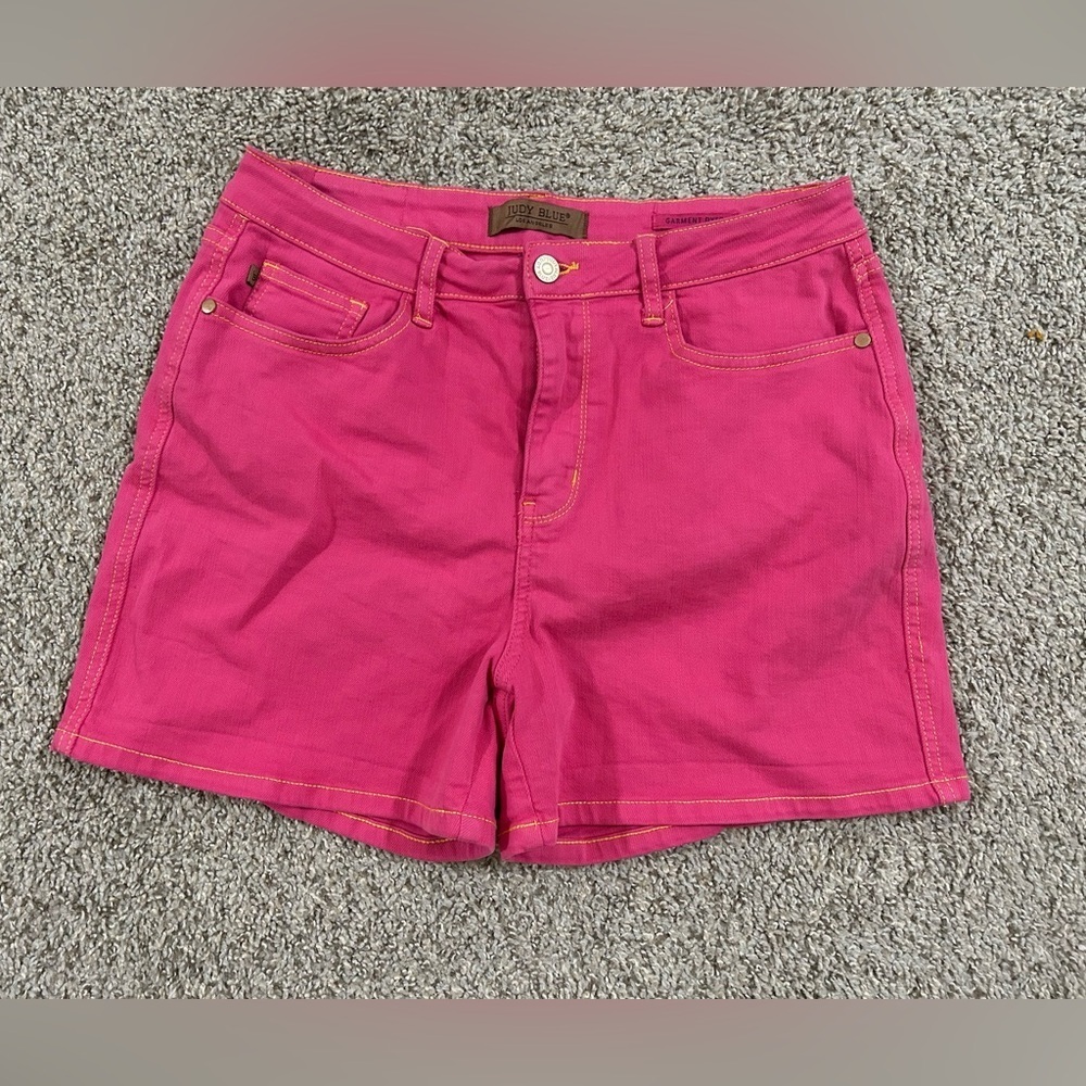 Judy Blue High Rise Garment Dyed Pink Embroidery Denim Short Women's Size XL